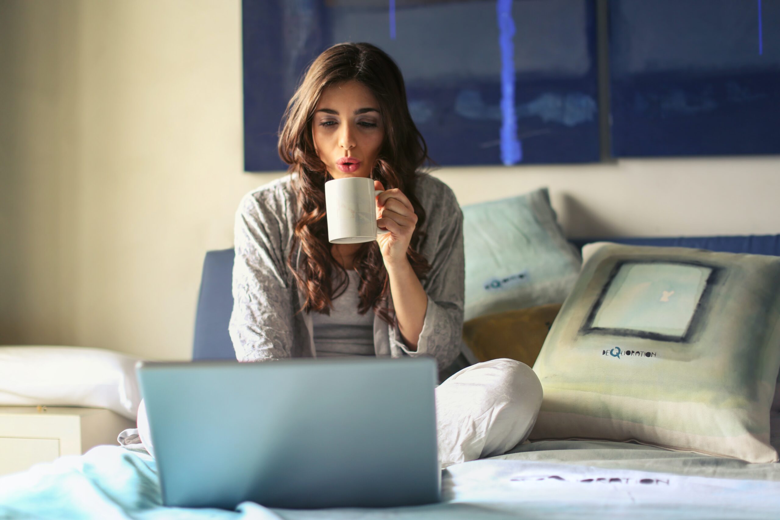 From 9-5 to Freelance: The Ultimate Guide to Work from Home Jobs for Moms
